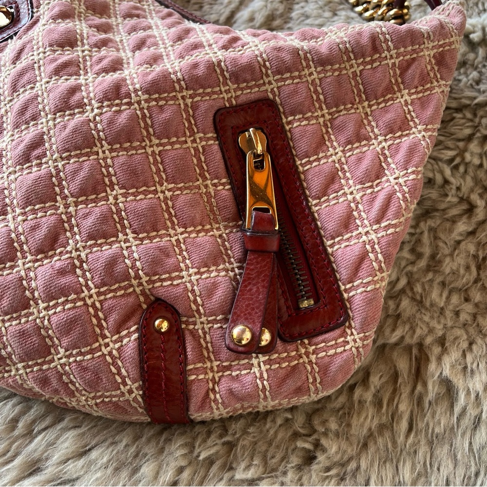 MARC JACOBS Banana Pink Denim Quilted Gold Chain Hobo Bag - Picture 2 of 15